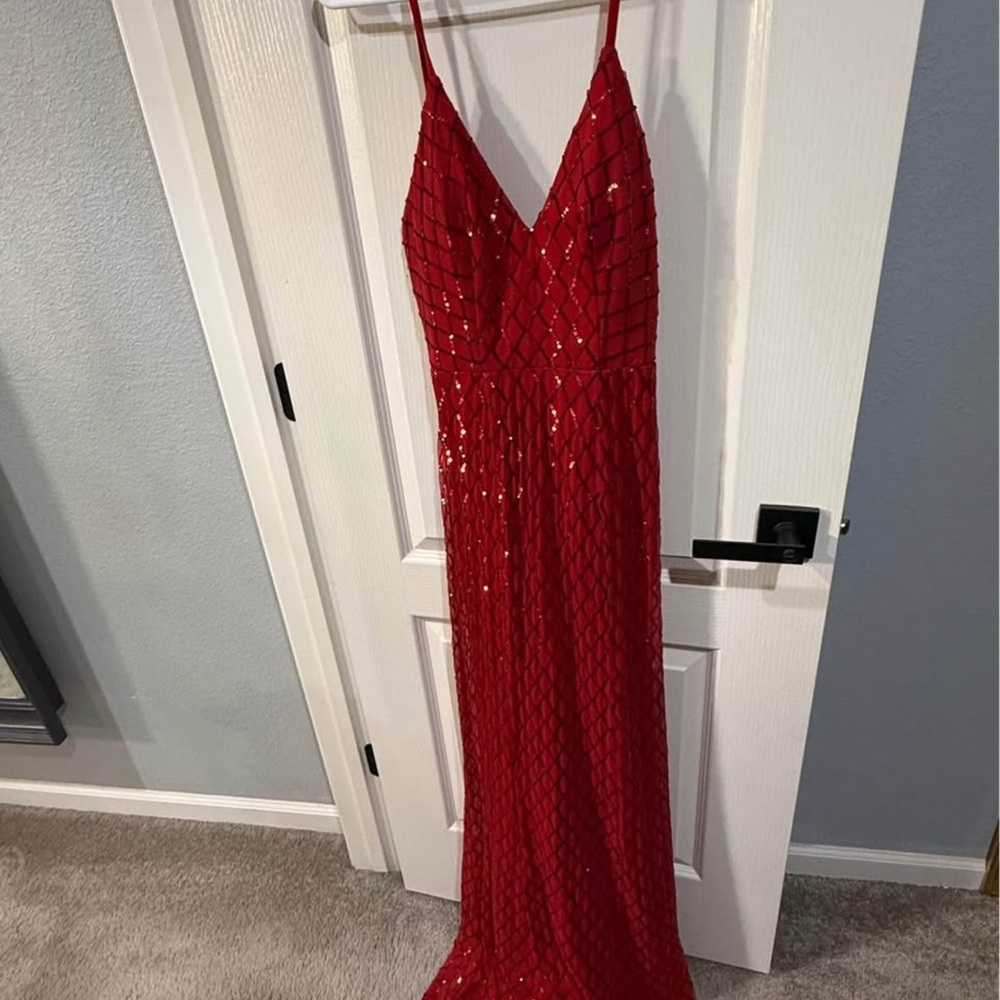May Queen Red Backless Sequin Dress - Picture 3 of 5